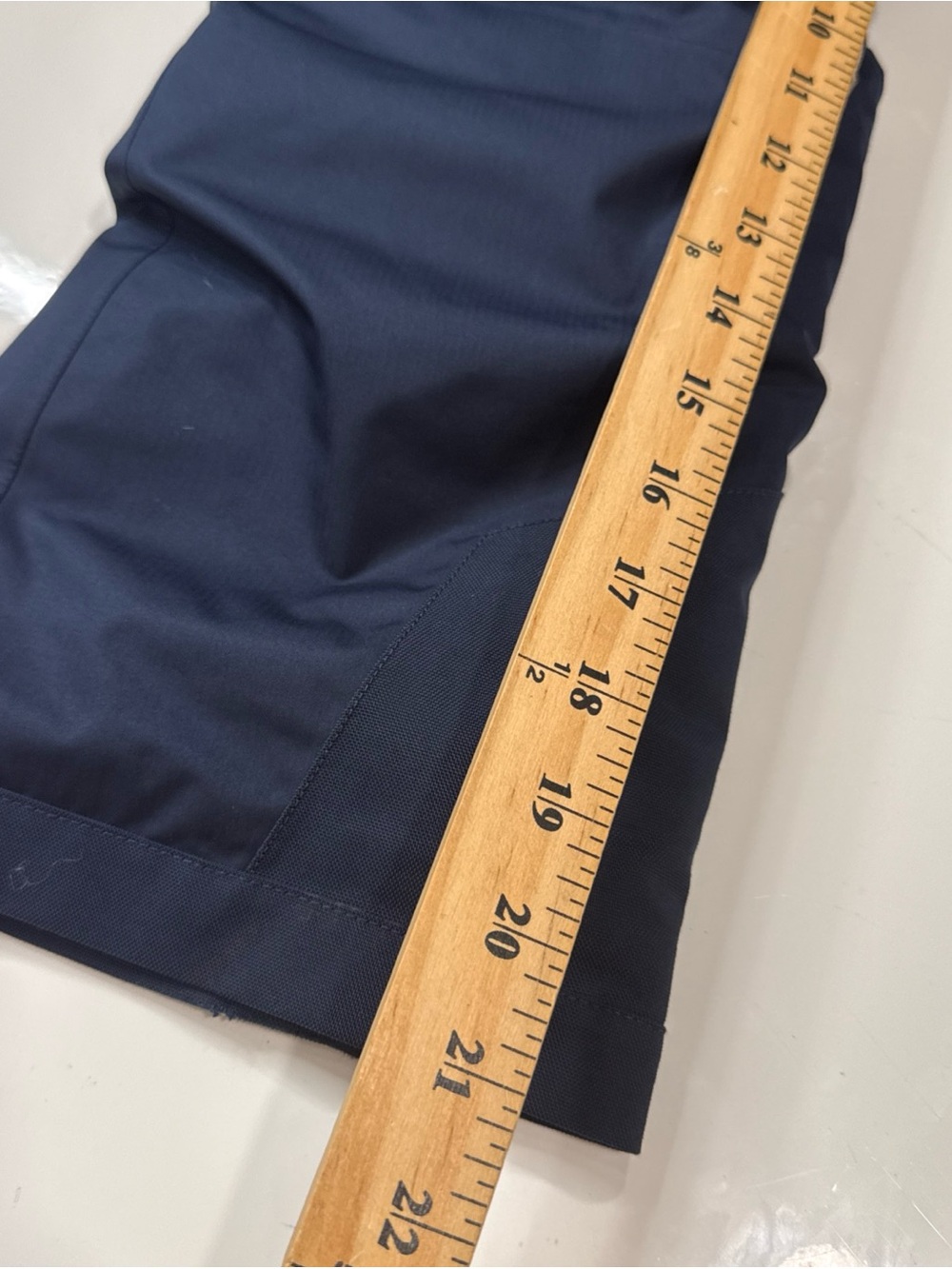 Patagonia Navy children's snow ski bib pants, size Xs 5/6 A020826 - Picture 8 of 8